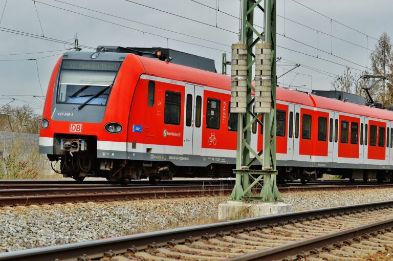 Entlastung der S-Bahn-Strecke zwischen Harburg Rathaus und Hauptbahnhof – Mitbenutzung der Fernbahn