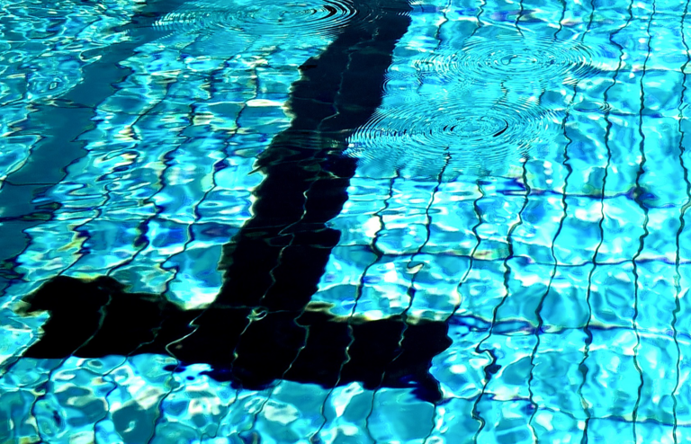Finanzierung für neues Schwimmbecken im MidSommerland ist gesichert